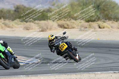 media/Nov-16-2025-Race Pace (Sun) [[8c5fa54630]]/Non Verified Riders (1st 20 Minutes)/2-Turn 10 (1010am)/